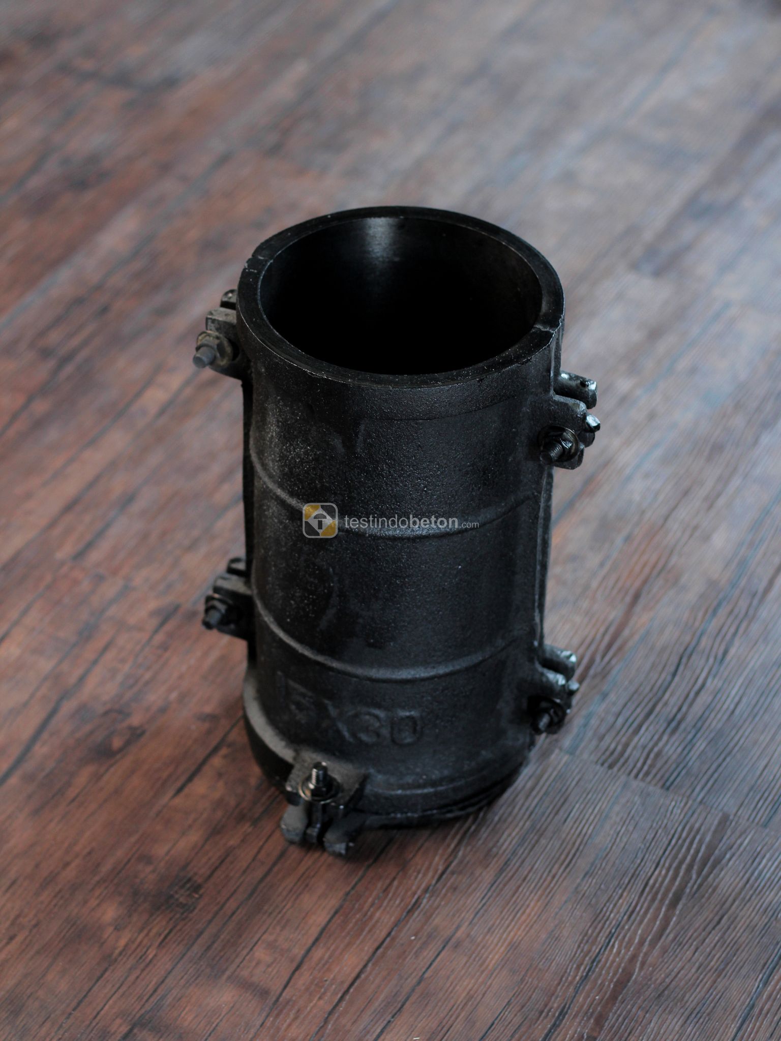 Cetakan silinder Beton.