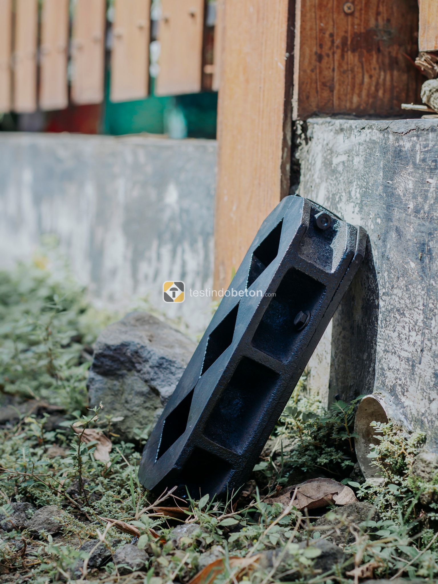 Cetakan Beton Trigasng.