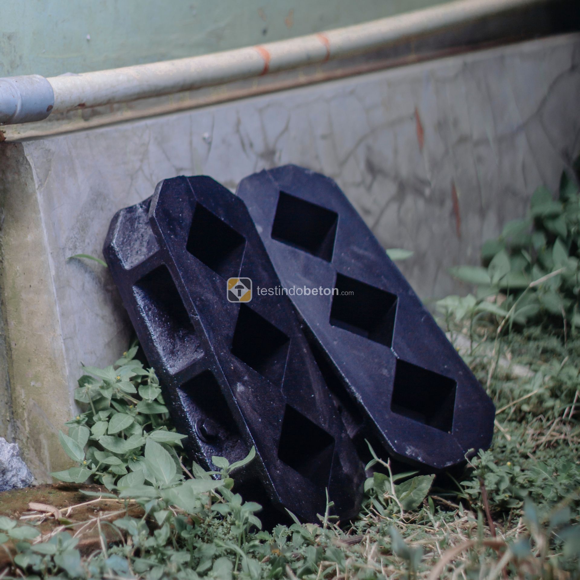 Cetakan Beton Trigang.